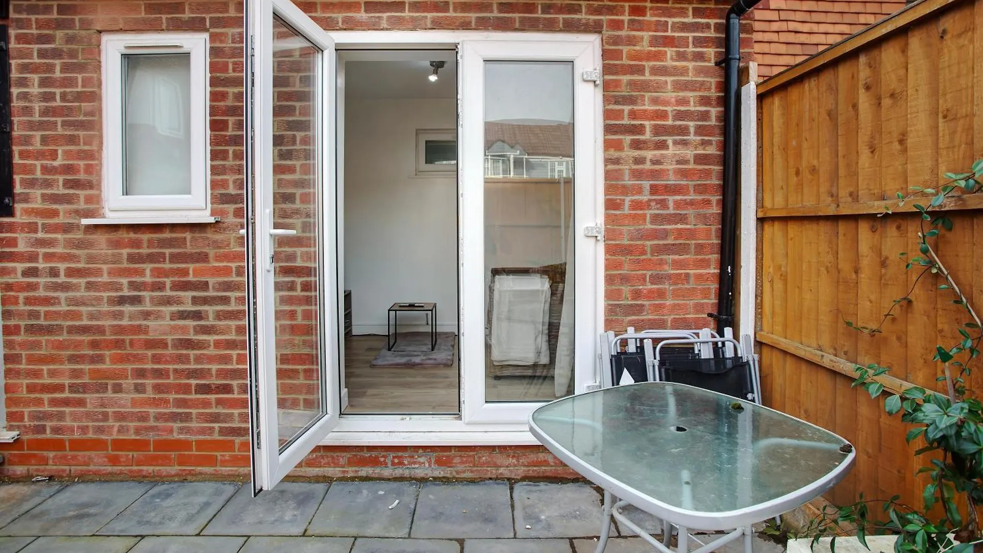 Cozy 3-Bed House Near Lcy & Excel Ideal For Groups & Families London 0*,